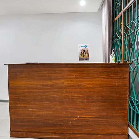 Oyo 90891 Parang Kusumo Residence Krembangan Zewnętrze zdjęcie