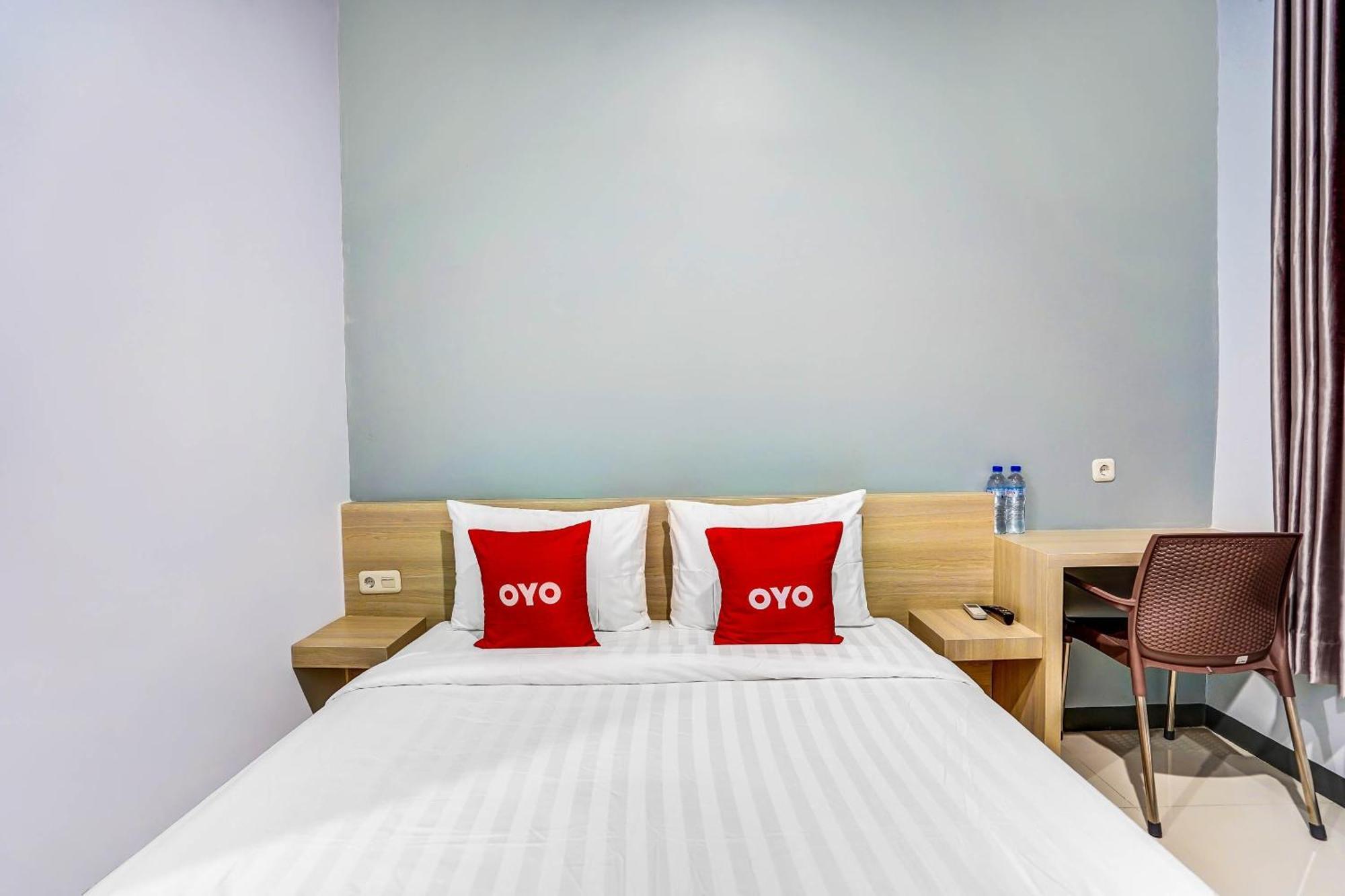 Oyo 90891 Parang Kusumo Residence Krembangan Zewnętrze zdjęcie