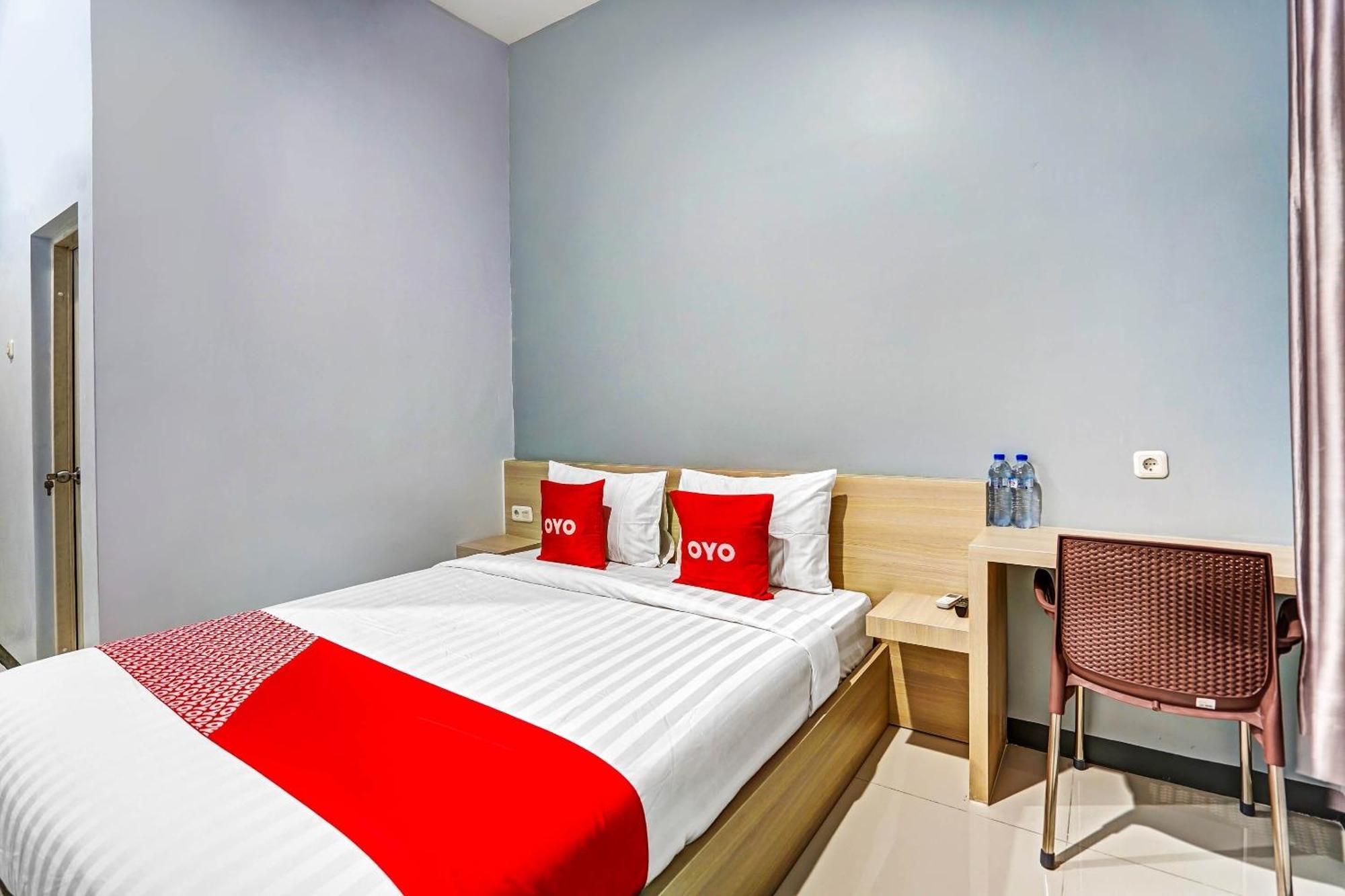 Oyo 90891 Parang Kusumo Residence Krembangan Zewnętrze zdjęcie