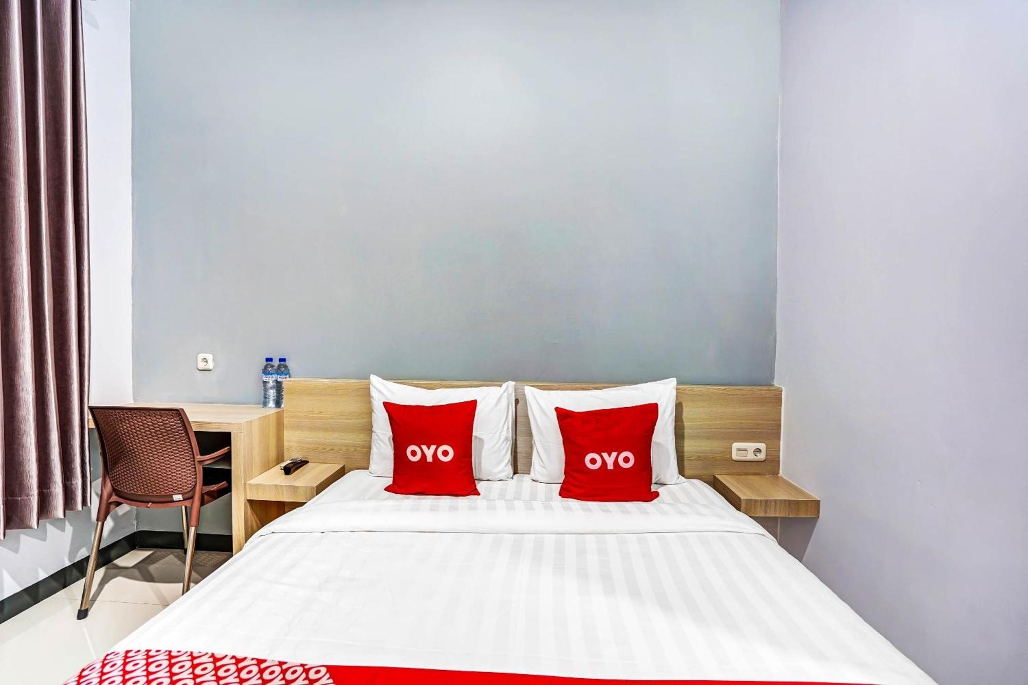 Oyo 90891 Parang Kusumo Residence Krembangan Zewnętrze zdjęcie